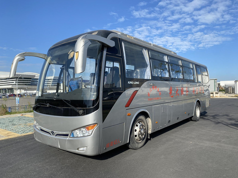 2014 coche usado Bus Kinglong XMQ6101 del año 45 asientos con la dirección del motor diesel LHD