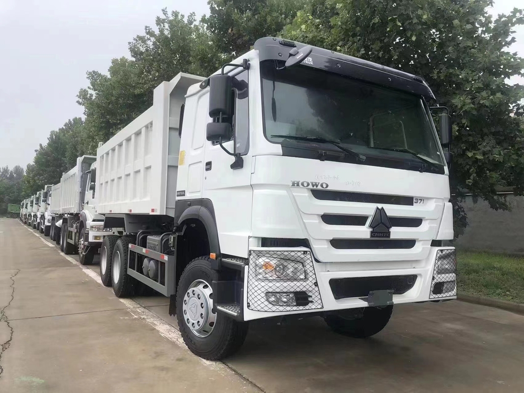 371/375hp utilizó el motor euro común II WD615.47 de Tipper Truck Left Steering In de la descarga