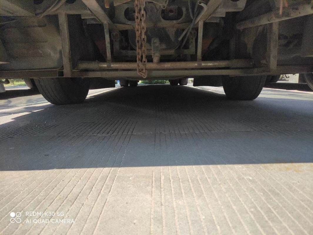 Autobús usado asientos de ZK6127 55 Yutong motor de Weichai de 2014 años con la suspensión del resorte plano