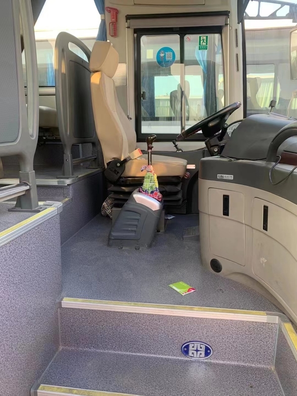 2014 coche usado asientos Bus LCK6125 del año 50 ZHONGTONG con el aire acondicionado para Tansportation