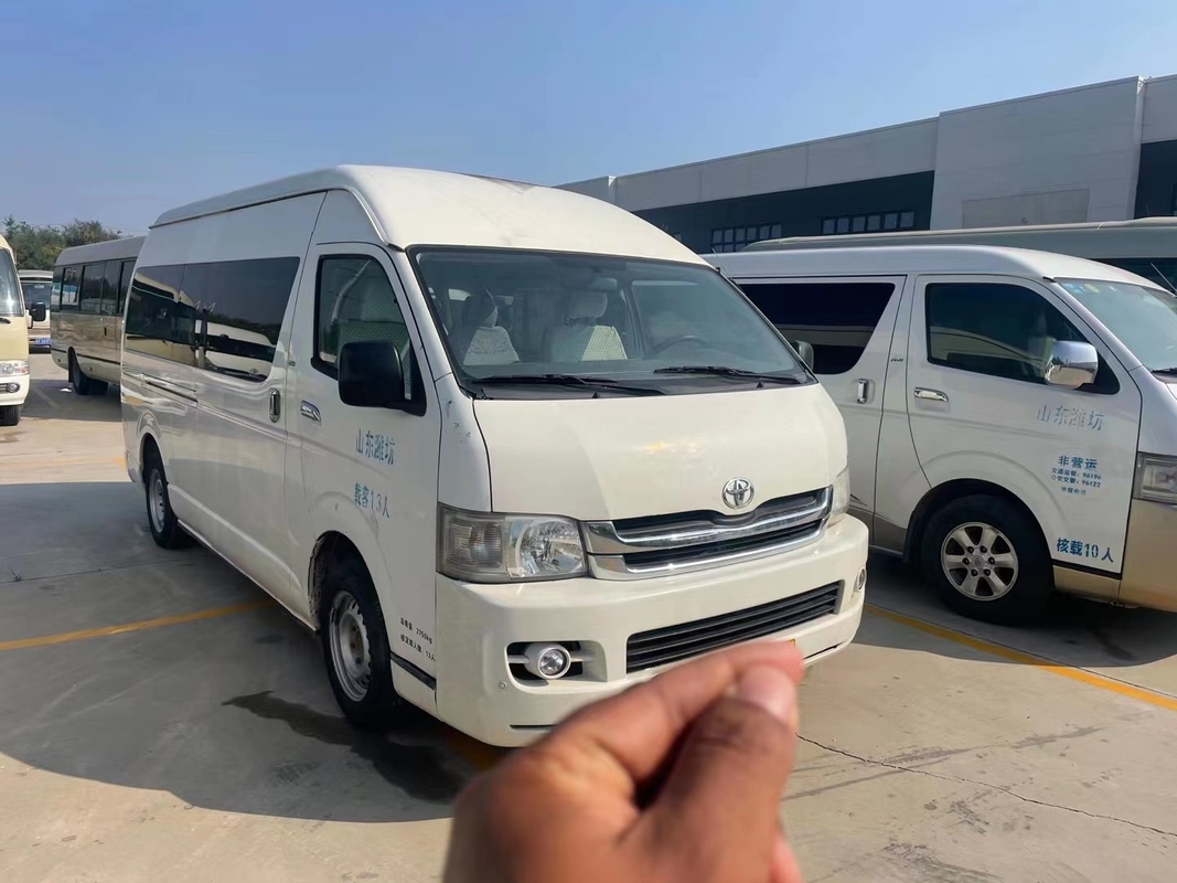 2017 transmisión manual usada de Toyota Hiace Mini Bus With Front Engine del año 13 asientos