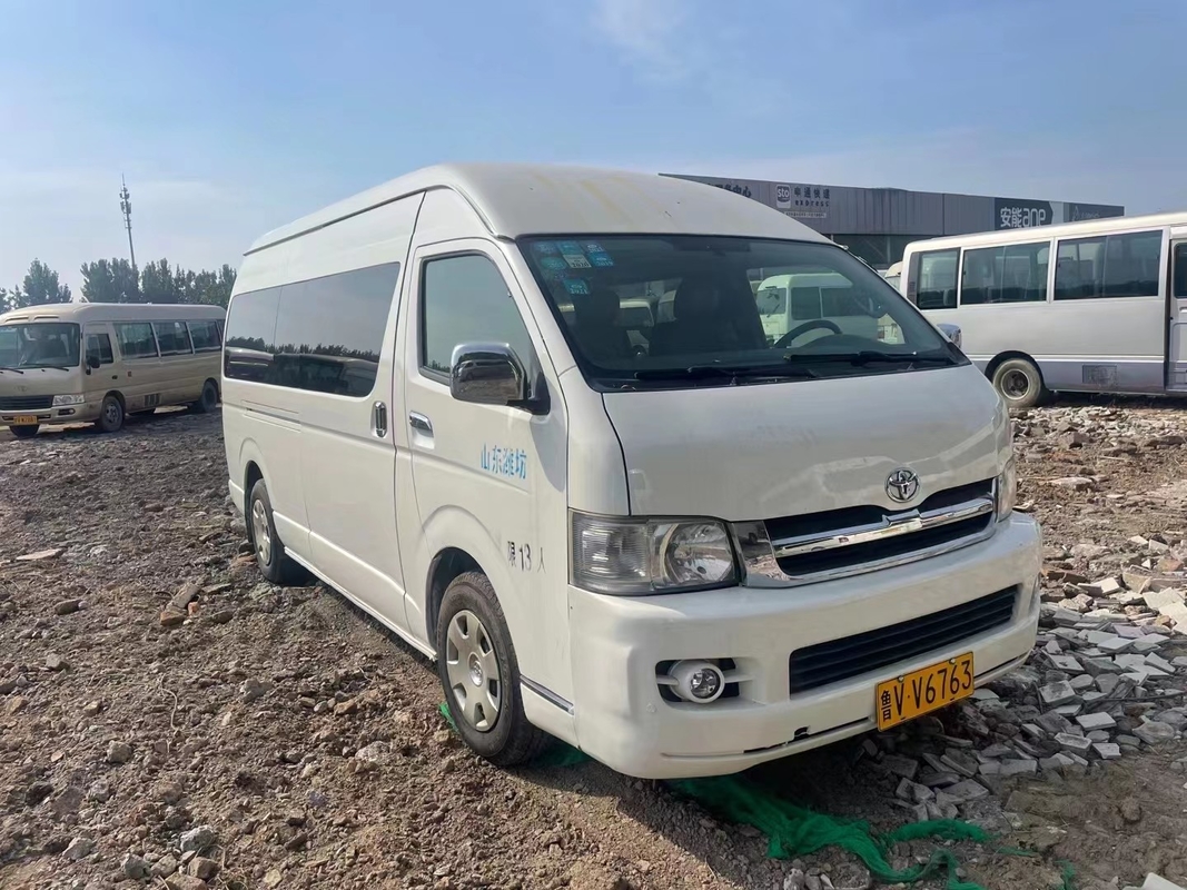 2017 transmisión manual usada de Toyota Hiace Mini Bus With Front Engine del año 13 asientos
