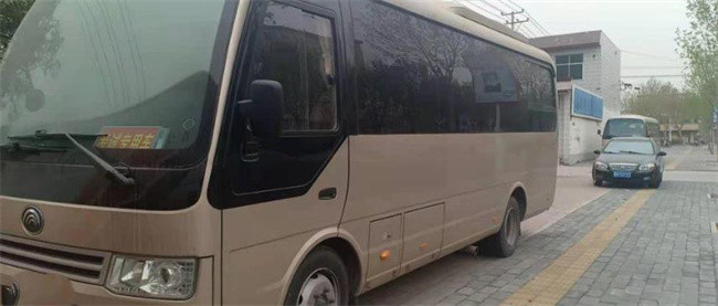Coche usado National Express High Efficiency de la mano del autobús segundo de Yutong 28 asientos 100km/H