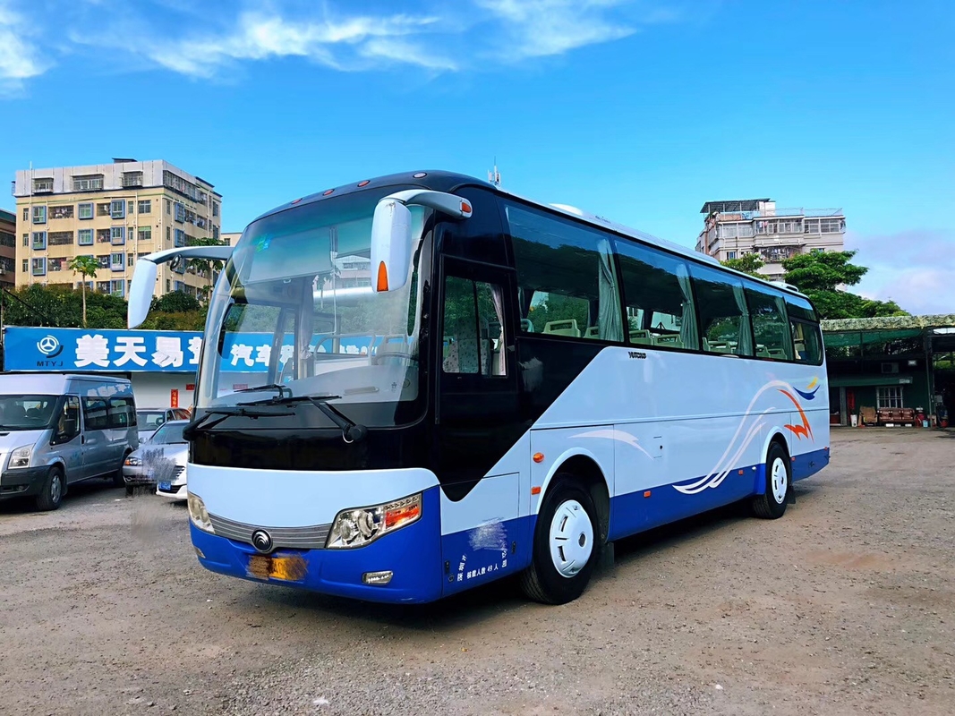 La segunda mano Yutong usado viajero transporta el transporte del motor diesel de Rhd Lhd de 49 asientos