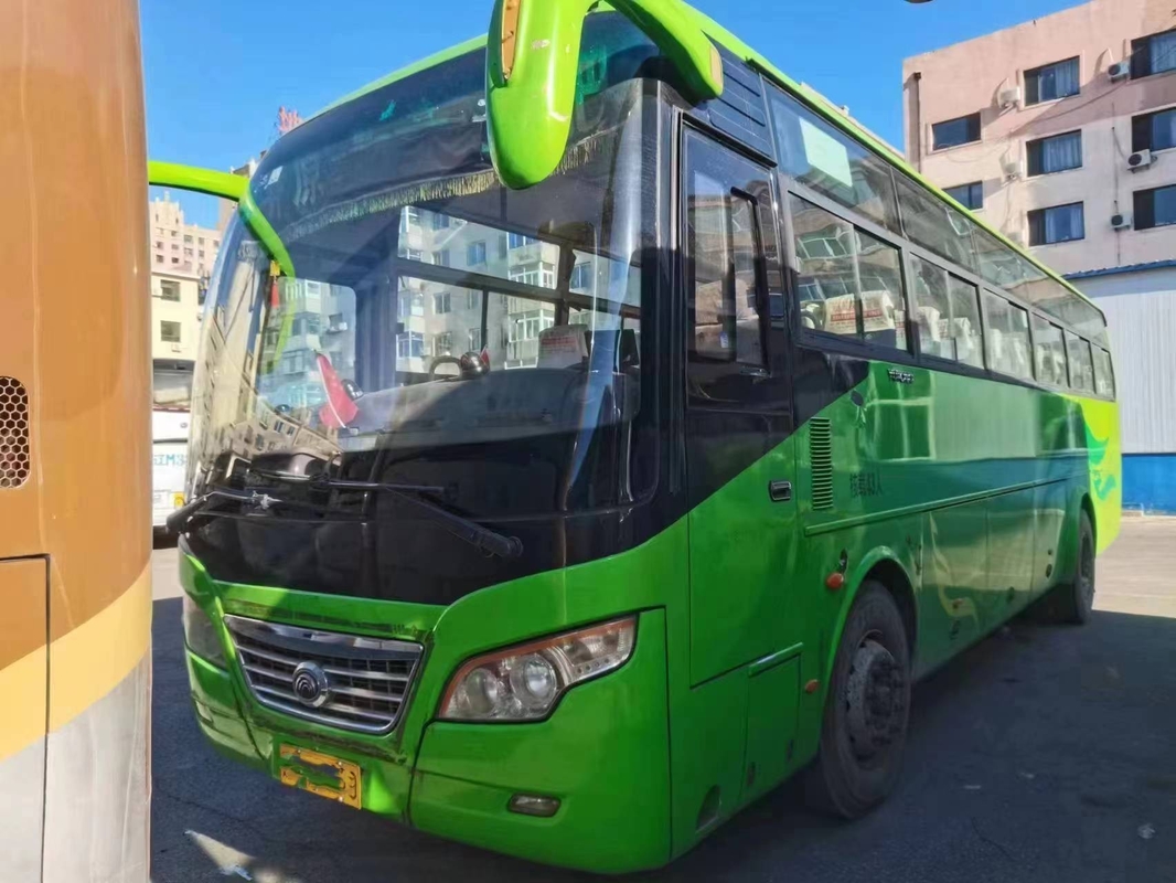 Mini furgoneta de segunda mano Yutong ZK6102D Autobús de motor delantero 43 plazas Puertas dobles LHD/RHD