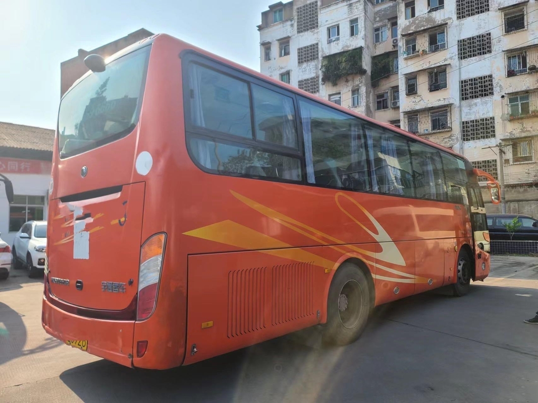 Dirección usada motor de la izquierda de Seater de la suspensión 38 del airbag del autobús del cortocircuito de Zk6908 Yuchai Yutong