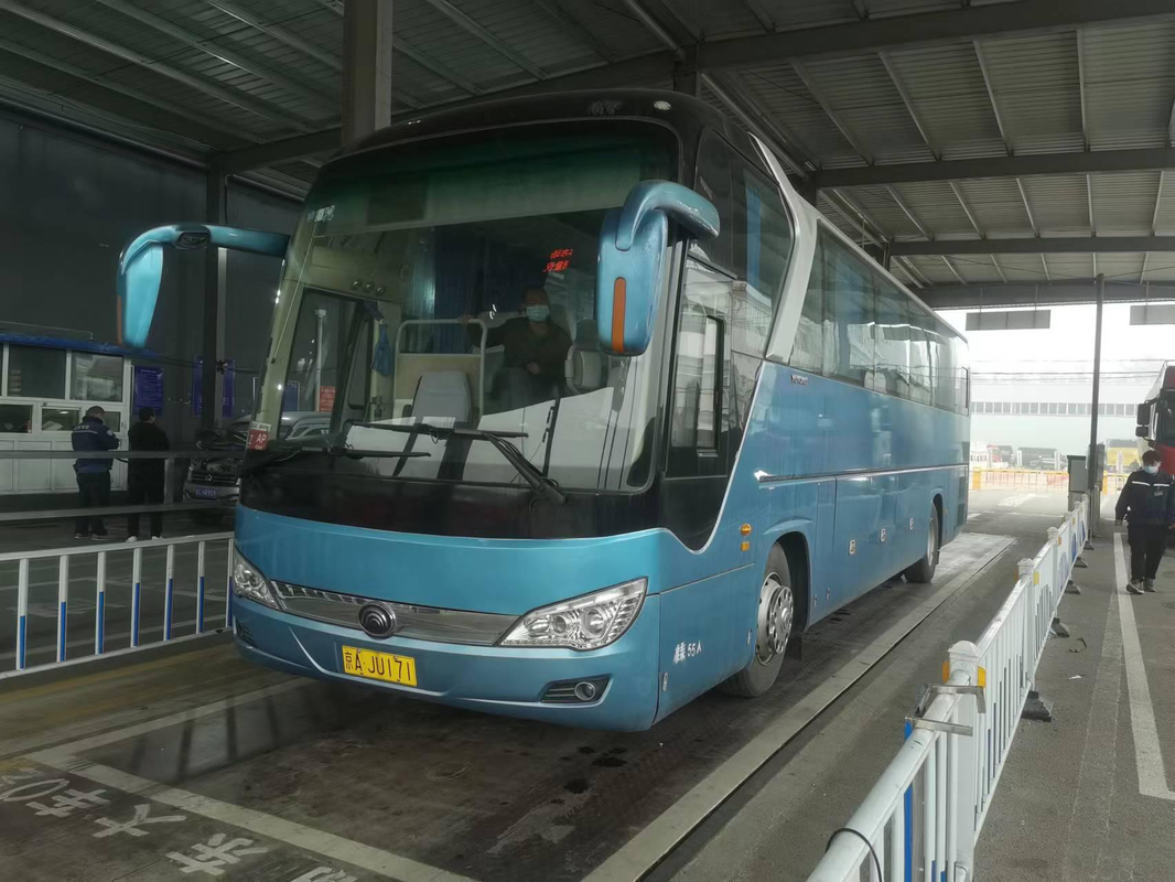 El autobús de lujo de Yutong de la mano de los asientos de Bus Rhd Lhd 55 del coche utilizó en segundo lugar el autobús del centro urbano en venta