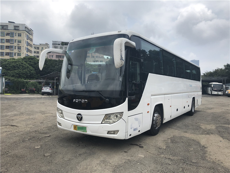 Autobús de larga distancia del pasajero del coche de Bus 53 de los asientos de Rhd Lhd del euro 3 del autobús diesel de lujo del centro urbano en venta
