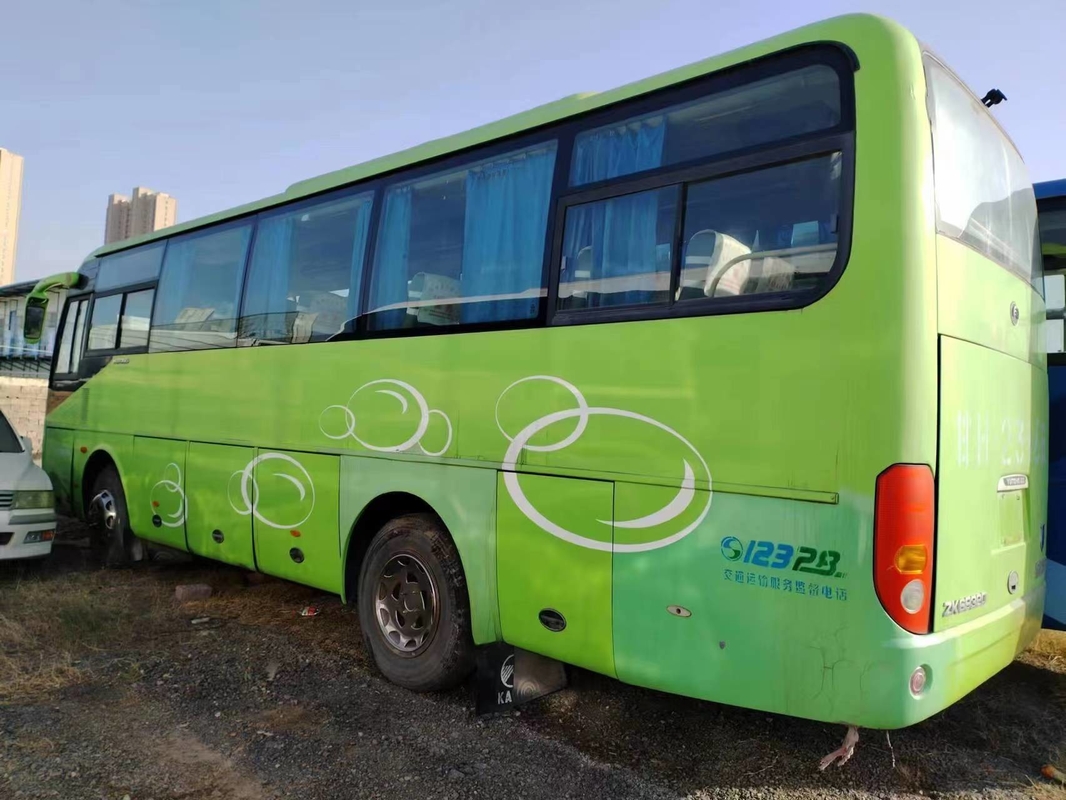 El coche ZK6932d de 37 Seater utilizó el autobús Front Engine RHD LHD de Yutong que dirigía el autobús turístico