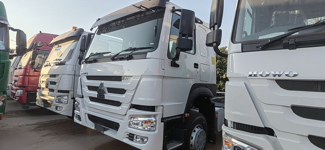 El camión volquete comercial usado de HOWO utilizó los camiones diesel 6*4 LHD/RHD 371/375hp