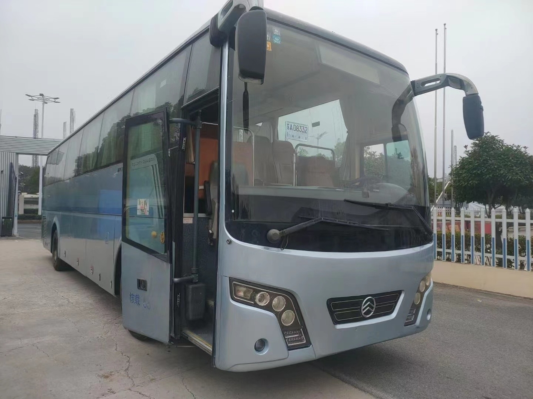 Dragon City Bus de oro 55 asientos utilizó la dirección de la mano izquierda del autobús del transporte de Bus XML6127 del coche
