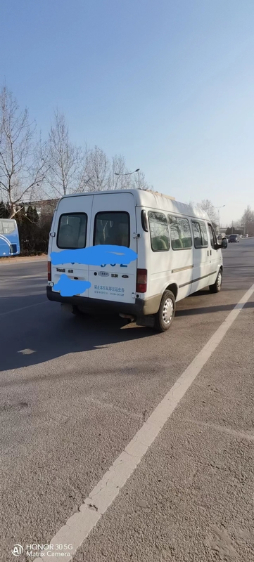 Mini Vans usado 2015 años utilizó la transmisión Mini Bus 15 Seater de Ford Hiace Mini Bus Manual