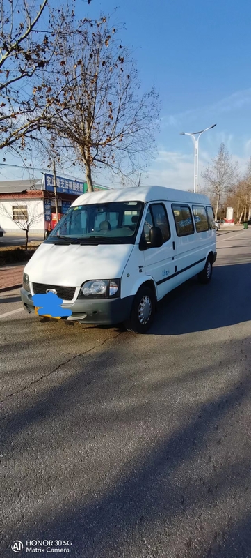 Mini Vans usado 2015 años utilizó la transmisión Mini Bus 15 Seater de Ford Hiace Mini Bus Manual