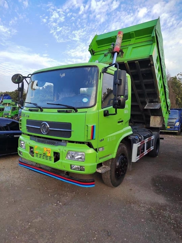 El descargador usado dejado de la marca 4x2 de Dongfeng del camión volquete utilizó los camiones volquete de poca potencia
