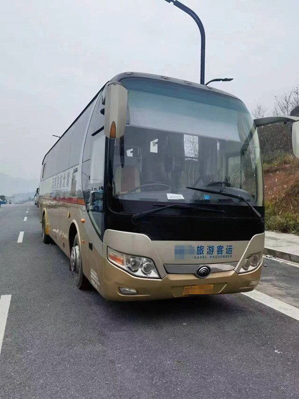 Los asientos usados de Yutong Bus ZK6110 51 del coche 2013 dirección del año RHD utilizaron los autobuses de lujo