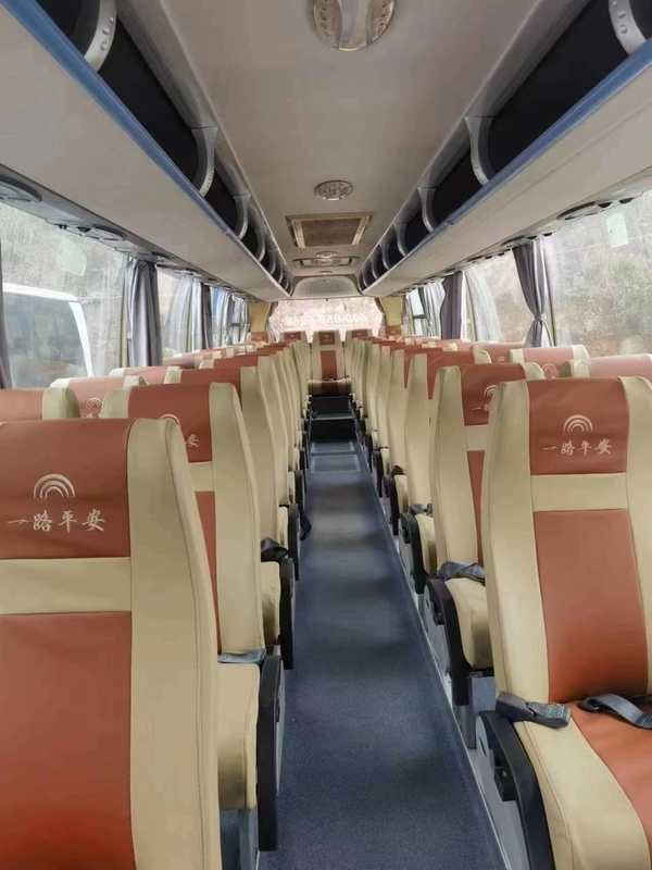 Los asientos usados de Yutong Bus ZK6110 51 del coche 2013 dirección del año RHD utilizaron los autobuses de lujo