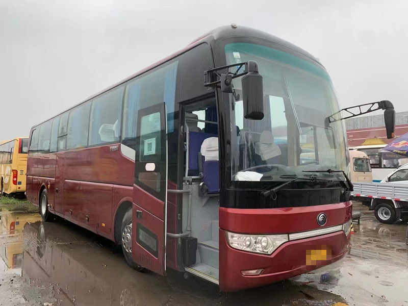 el 2do autobús escolar de la mano 2014 años 55 Seater utilizó los autobuses de lujo del autobús Zk6122 de Yutong en venta