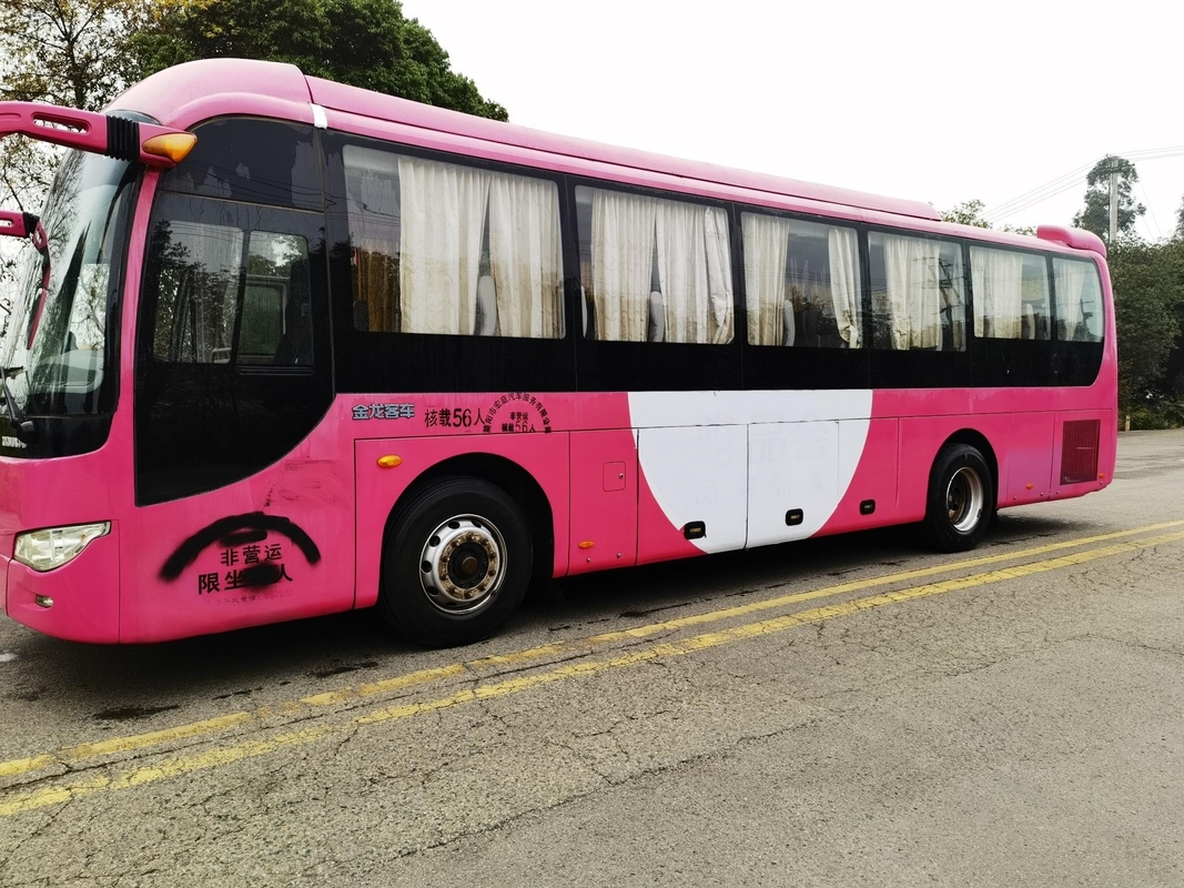 El coche Second Hand Kinglong utilizó la puerta media del pasajero de la disposición de los asientos 2+3 del autobús XMQ6110ACD4D 56