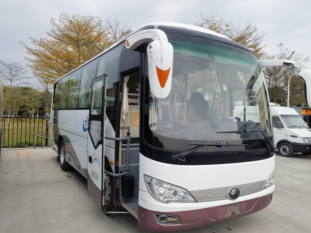 Los autocares usados utilizaron el autobús ZK6816H5Y 34 de Yutong asientan el aire acondicionado del motor de Yuchai