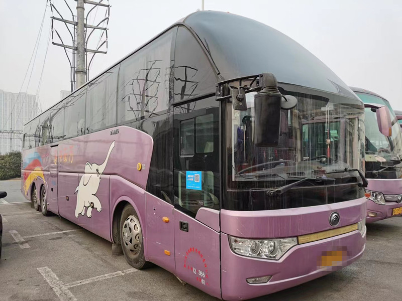 Viejos asientos del coche 61 autobuses de lujo dobles usados 2014 años de Axlebrake del autobús de Yutong ZK6147
