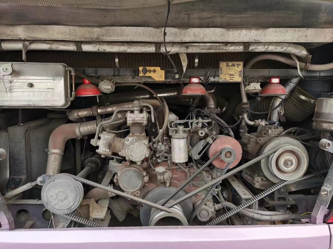 Viejos asientos del coche 61 autobuses de lujo dobles usados 2014 años de Axlebrake del autobús de Yutong ZK6147