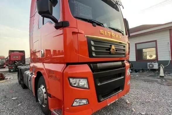 Cilindros diesel usados del modo seis de la impulsión del camión 540hp 6×4 del tractor de Sinotruck Sitrak de los camiones en línea