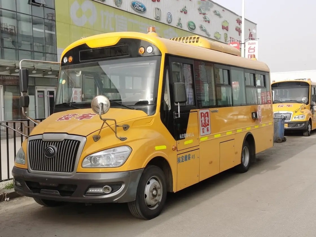 Asientos usados compra del autobús escolar 41 7 metros que resbalan el 2do Yutong autobús ZK6729D de Windows