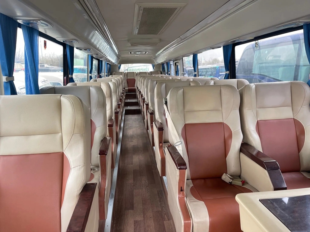 Asientos de lujo usados de los autobuses 12meters 33 que sellan la mano Foton BJ6120 del motor segundo de Yuchai de la ventana