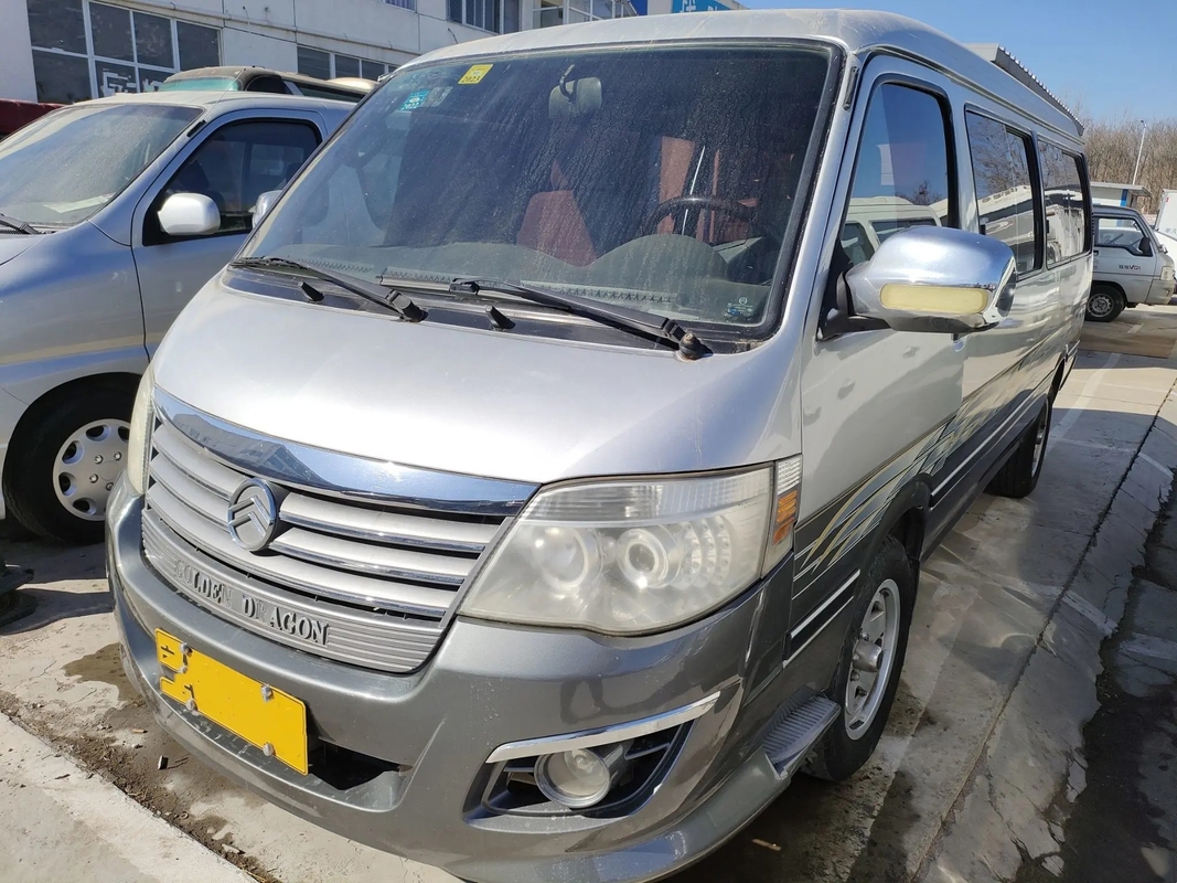 Motor diesel usado Dragon Hiace de oro XML6532 de 14 del pasajero del autobús del aire acondicionado de desplazamiento asientos de la ventana 14
