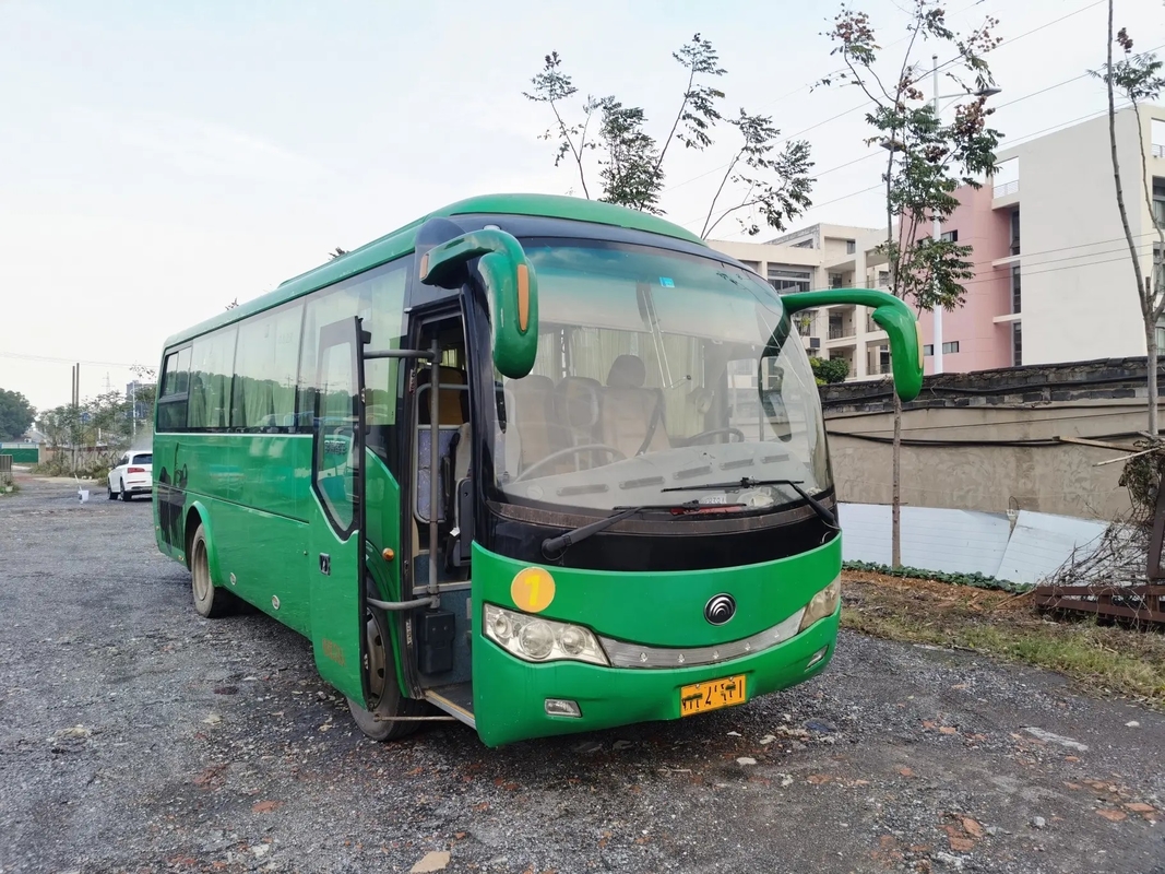 Ventana del lacre del autobús ZK6879 de Yutong de la mano de los asientos del motor 39 del EURO usado IV Yuchai del autobús y del coche en segundo lugar
