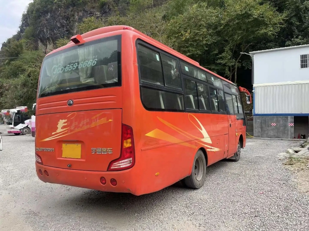 Ventana de desplazamiento externa de la puerta de balanceo de los asientos del autobús 30 de la segunda mano Front Engine Used Yutong Bus ZK6752D