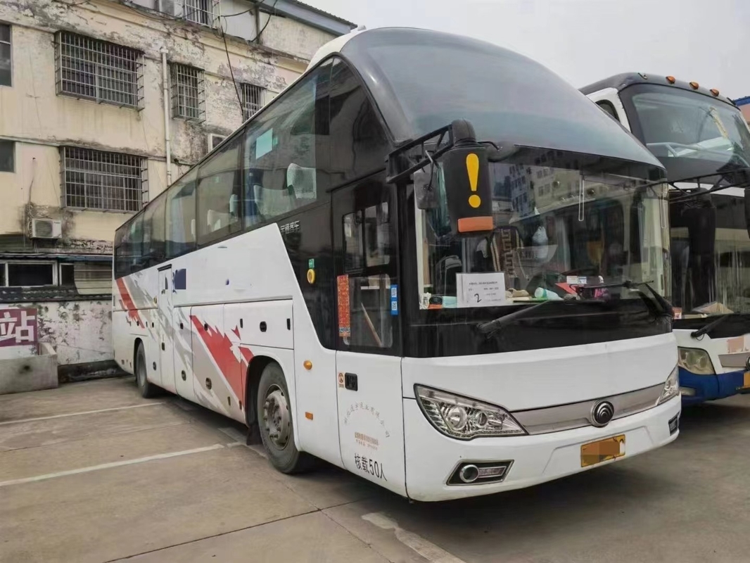 Coche usado Bus 12 metros 2 de los parabrisas de la puerta 50 del aire acondicionado medio de los asientos del motor de autobús posterior ZK6122 de Yutong