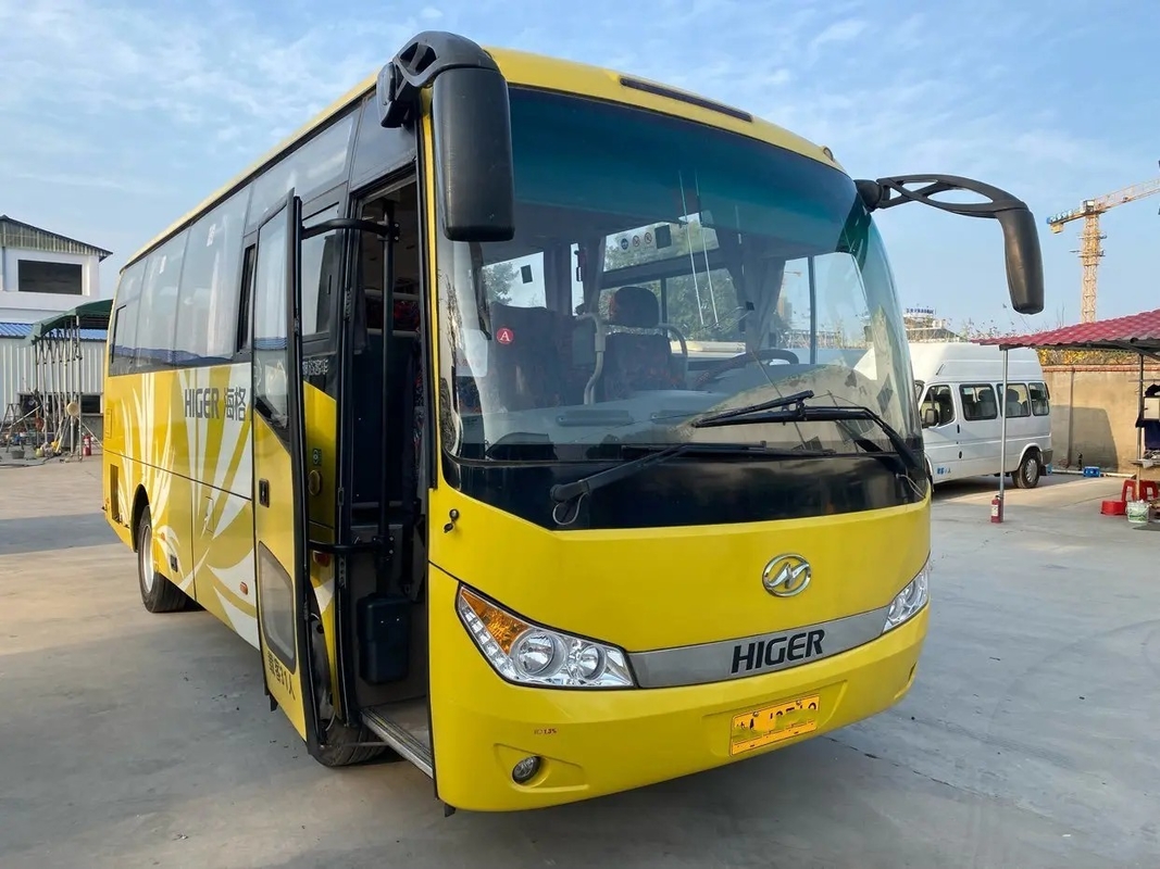 La puerta de balanceo externa usada de la ventana de desplazamiento de los asientos de los cilindros 31 del motor 4 de Yuchai del autobús de la ciudad utilizó KLQ6755