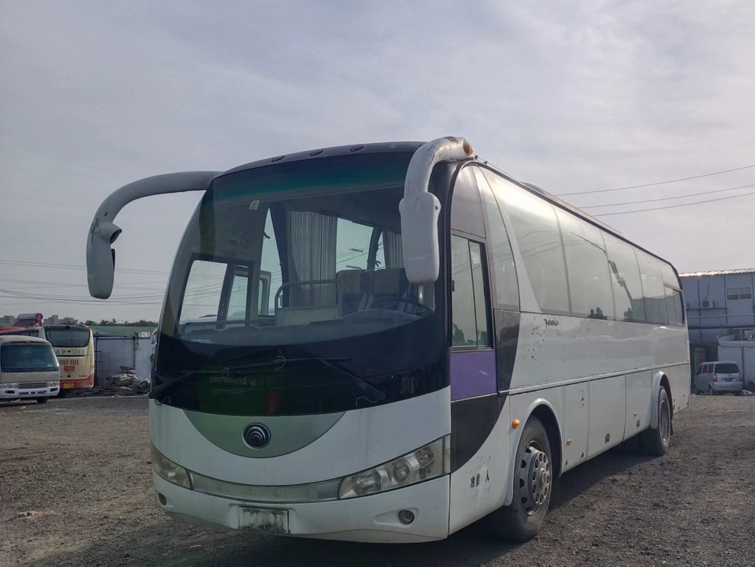 2dos asientos del coche 47 de la mano que sellan el motor del EURO III Yuchai del aire acondicionado de la ventana 10,5 metros de pinzas jovenes ZK6100