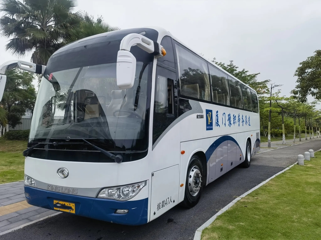 2do autobús de la mano puertas dobles de 2016 años 47 cilindros Kinglong usado LHD/RHD XMQ6117 del motor 6 de Yuchai de los asientos
