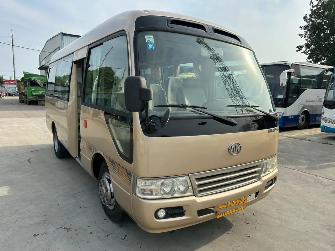 El EURO usado IV de los distribuidores autorizados del microbús 19 asientos Champagne Color Yuchai Engine 6 mide el autobús usado HK6606 de Ankai de la puerta plegable