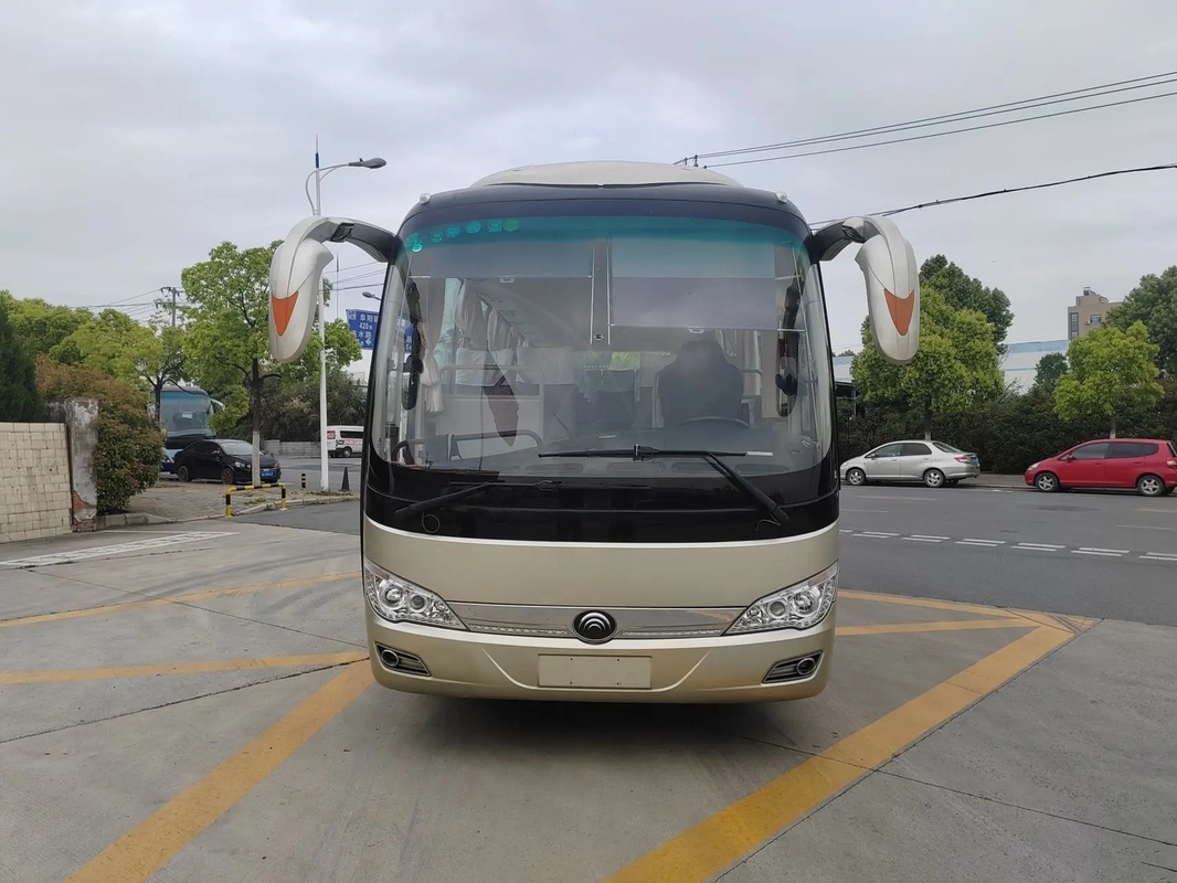 Coches de pasajero usados 8 metros de la transmisión manual de Tong Bus ZK6816 del motor 32 de aire acondicionado raro joven de los asientos
