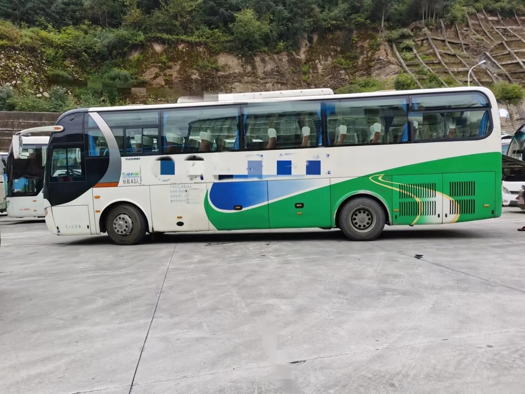 Autobús usado ZK6110 LHD/RHD de Yutong de la mano del motor 310hp 2do de Yuchai de la suspensión del saco hinchable del EURO IV de los asientos del coche 43 del autobús