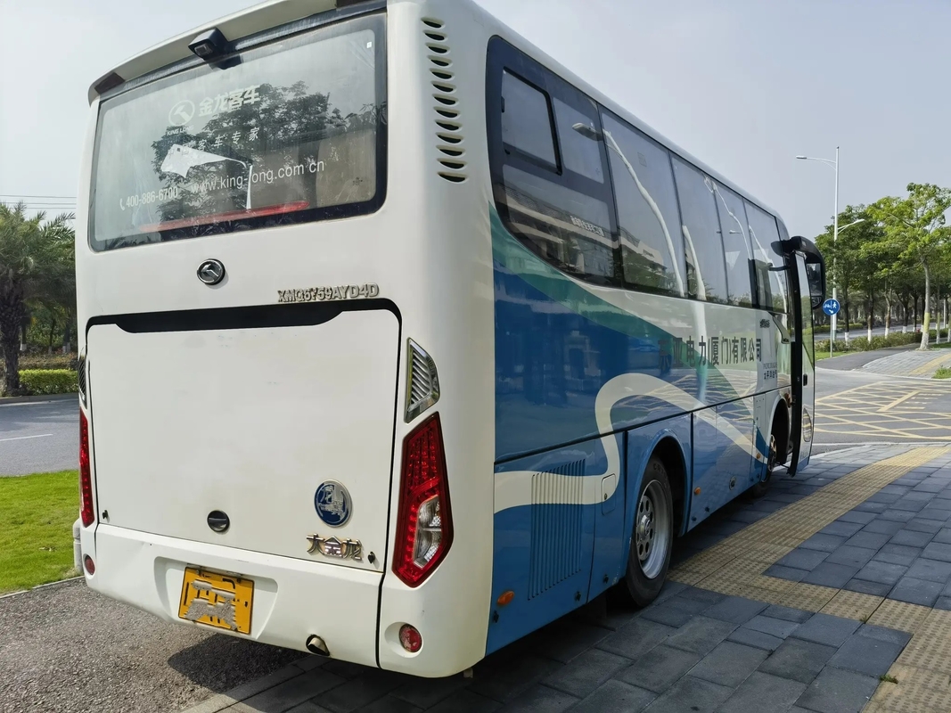 El diesel usado transporta el autobús externo XMQ675 de Kinglong de la puerta de balanceo de 2016 del año 28 de los asientos de Yuchai cilindros del motor 4