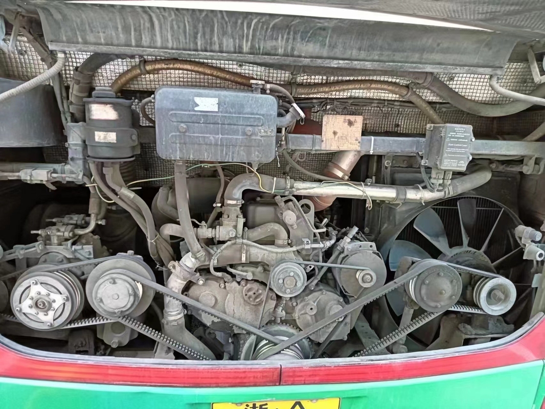 Autobús corto usado asientos raros del motor 39 de 9 metros que sellan el portaequipajes Youngtong ZK6908 de la ventana LHD/RHD