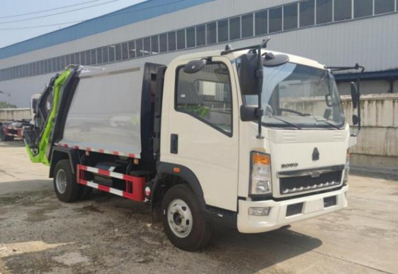 El ³ de Commercial Vehicles los 8m del comerciante del camión que cargaba el modo HOWO de la impulsión 4×2 comprimió el camión de basura 7,5 metros de largo