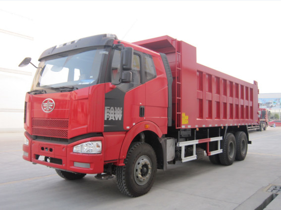 Cilindros planos usados FAW Tipper Truck RHD del estándar de emisión del EURO II de la cabina del modo de la impulsión de los camiones volquete 6×4 6