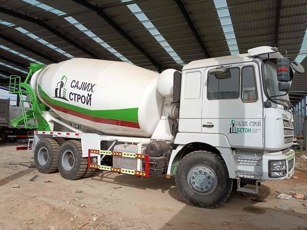 Camión usado del mezclador de cemento que revuelve el peso de carga clasificado del ³ dinámico del volumen los 5m 11 toneladas de Weichai del motor 6×4 de modo de la impulsión