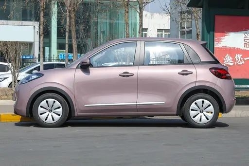 Nuevos vehículos de energía Ute Wuling Bingo 203KM 2023 Modelo 5 asientos 4 metros de largo