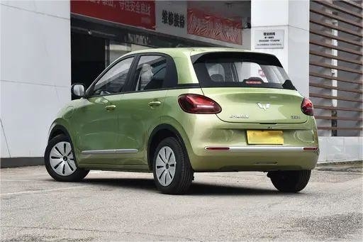 Vehículos usados de nueva energía Wuling Bingo 333KM 2023 Modelo Aurora Verde Color
