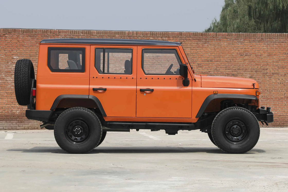 Venta de SUV BAW 4*4 Conducción en modo 6 velocidades con transmisión manual Motor de aceite fuera de carretera