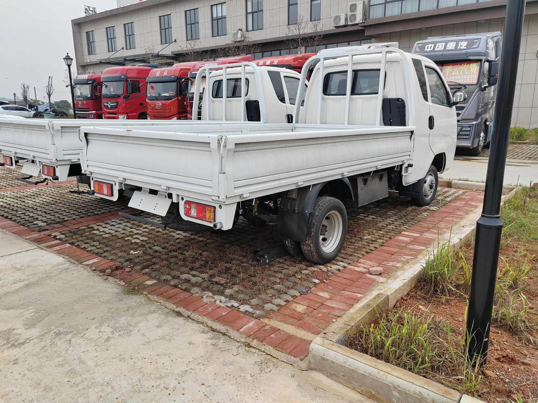 Camión de camión tamaño 4 * 2 Modo de conducción Sojen Camión ligero Cabina única Diesel Motor Isuzu