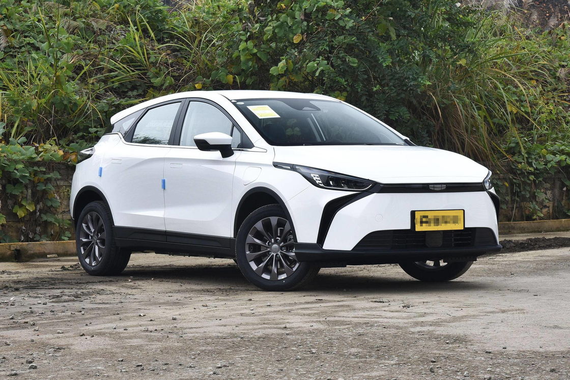 Nuevos coches eléctricos Geely Atlas M6 Modelo 5 asientos 450 km de larga distancia duración de la batería