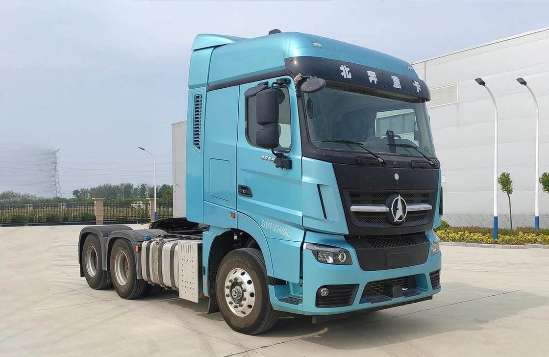 Zf caja de cambios Amt 560hp camiones de combustible usado aceite Beiben cabeza de caballo 6 * 4 modo de conducción 3 ejes