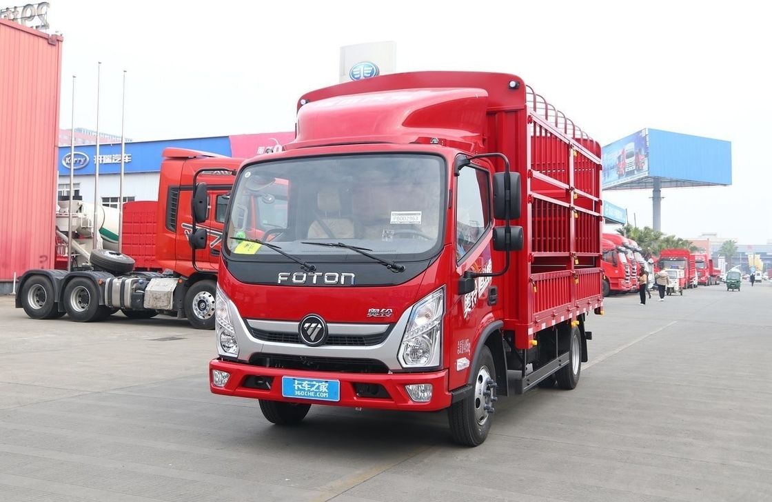 Caja de cercas Foton 151 HP Camión ligero usado EURO 3 Techo plano 6 neumáticos Dirección izquierda